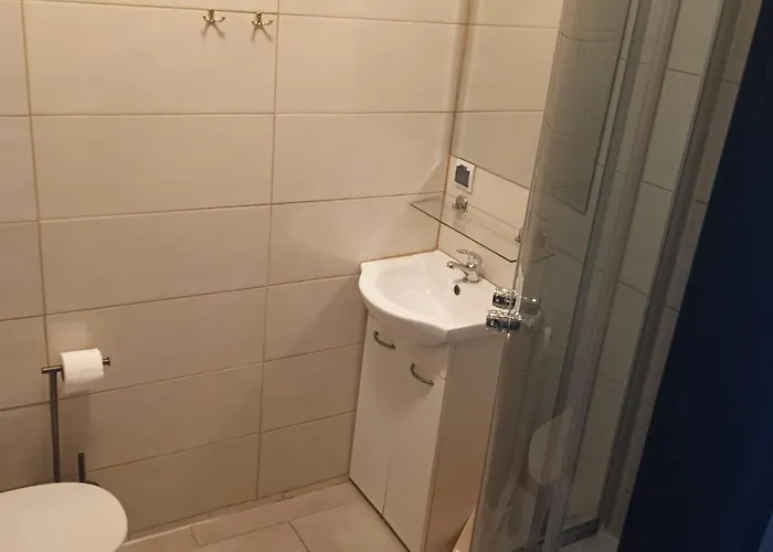 Dom Marek アパート *